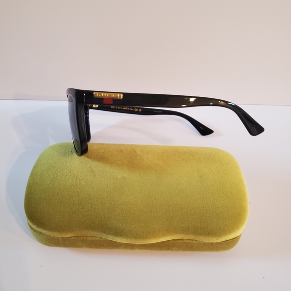 Sunglasses Gucci - Picture 3 of 4